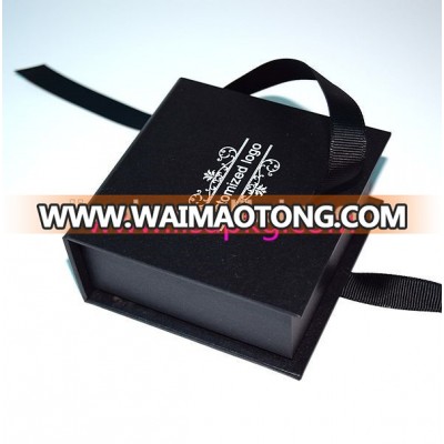 Free sample black custom chipboard gift paper box